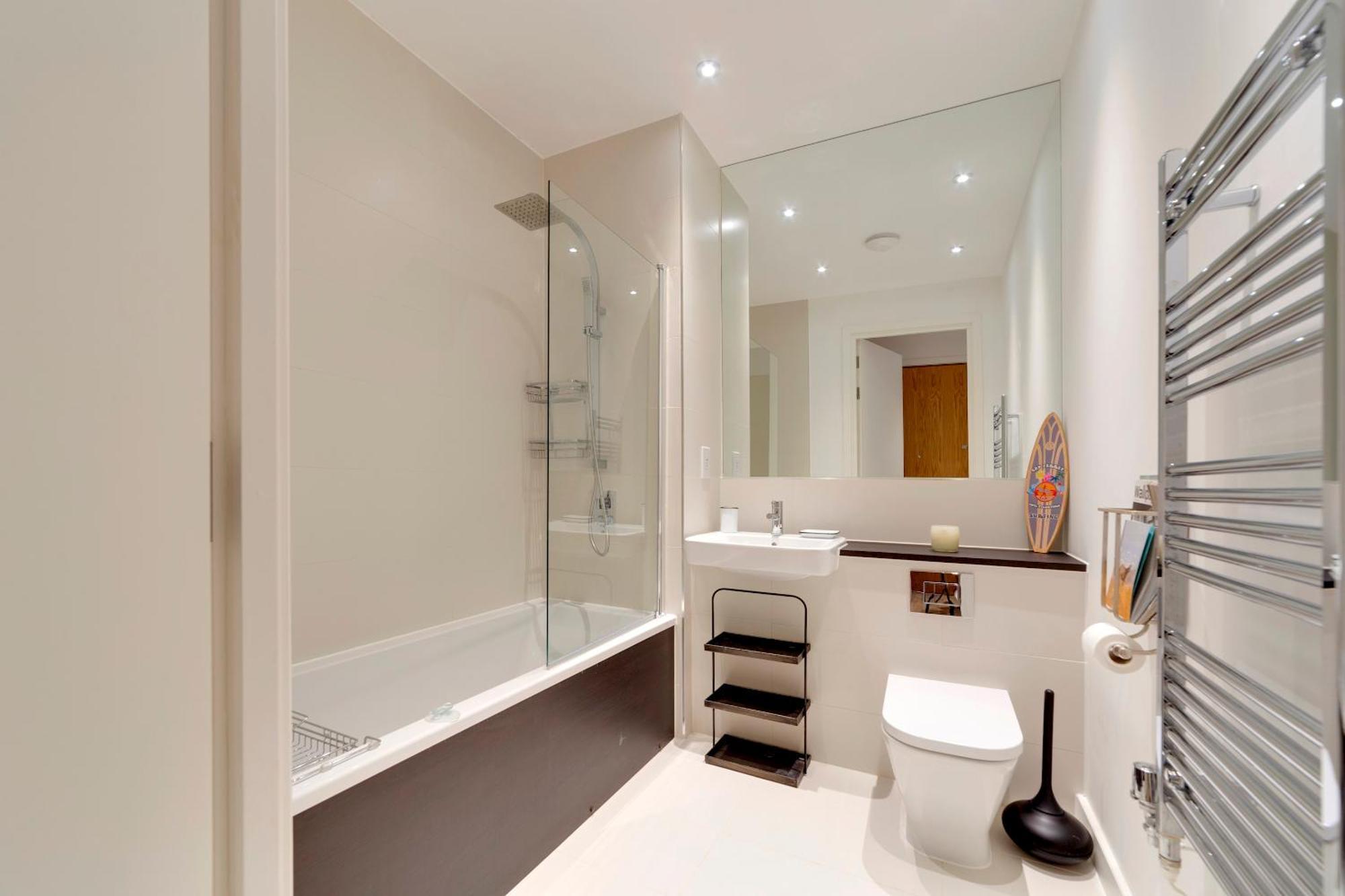 Pass The Keys Stunning And Spacious Modern Flat - Own Car Park CBG Exterior foto