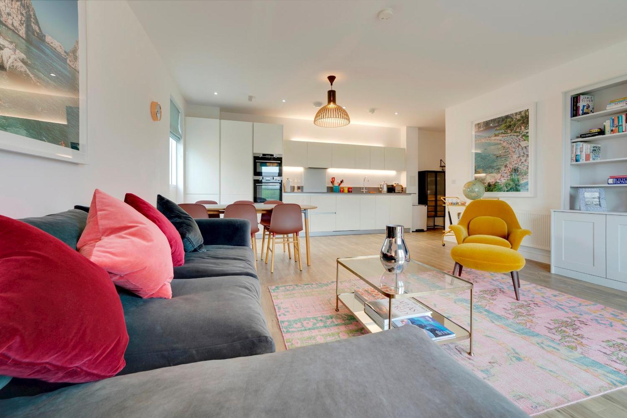 Pass The Keys Stunning And Spacious Modern Flat - Own Car Park CBG Exterior foto